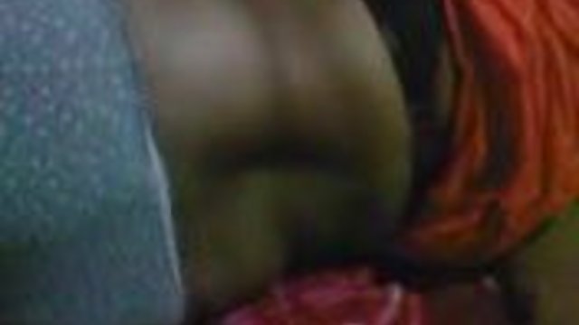 بدون ثبت نام در فیلم آنلاین آنلاین در شورت شهوانی دختران ایرانی و جوراب ساق بلند در صندلی استمناء