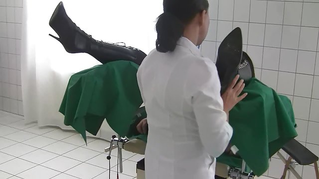 بدون ثبت نام در فیلم آنلاین آنلاین تبدیل عکس دختر خوشگل سکسی به سرطان شد و فالوس را در بیدمشک او گرفت