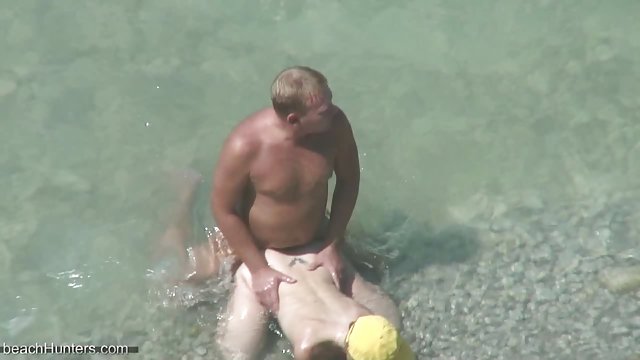 بدون ثبت نام در فیلم آنلاین آنلاین فاحشه کثیف تقدیر بر عکس های سکسی دختران روی صورت می گیرد