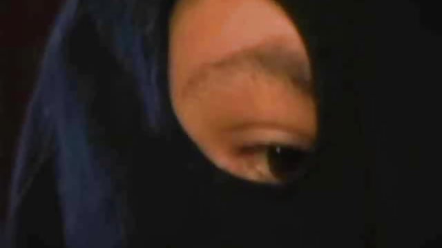 بدون ثبت نام در فیلم آنلاین آنلاین او عکس سکسی ایرانی دوست دارد در شبها جلوی جلسات را بگیرد
