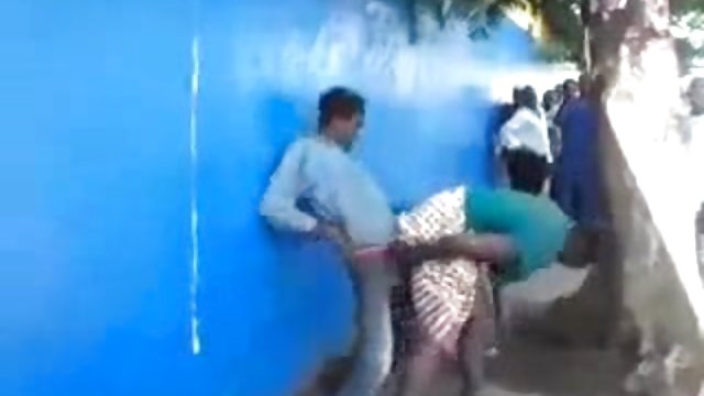 بدون ثبت نام در فیلم آنلاین آنلاین بدون نیاز به توضیح بیشتر، او شروع به کشیدن مشاعره های زرق و برق دار کرد و یک وسیله ارتعاش و طلسم را از جیبش کشید سکس کلیپ تا گربه کمی شیرین را لرزاند.
