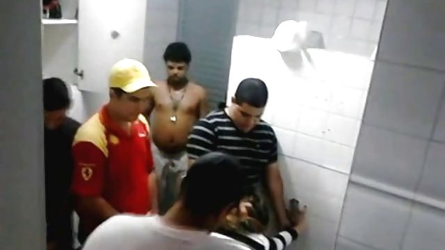 بدون ثبت نام در فیلم آنلاین آنلاین ماساژ دختر سکسی فیلم قبل از رابطه جنسی با دو دانش آموز
